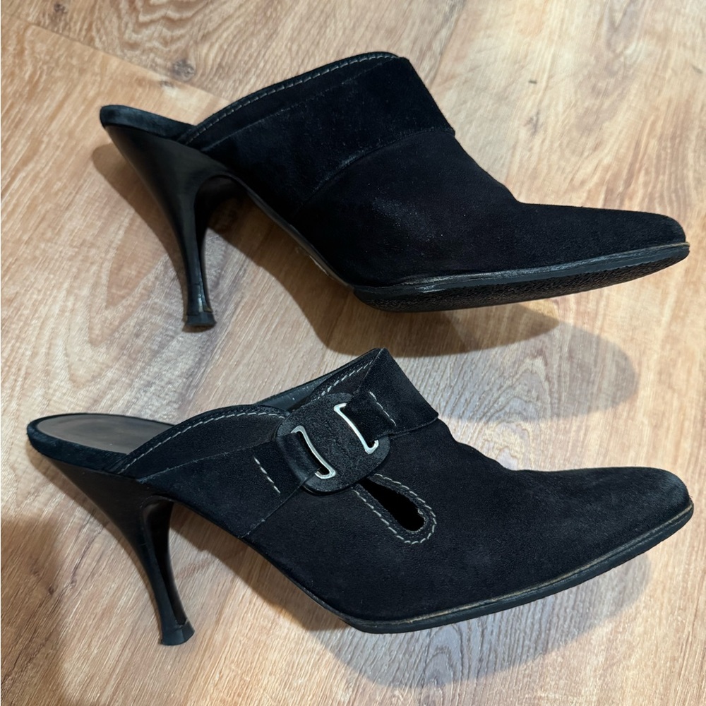 Ferragamo 7.5 Black Suede Women's Heeled Mules